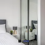 2 Bed Modern Cozy Apt By Boyeilles Apartments Short Lets & Serviced Accommodation Belfast With Free Wifi