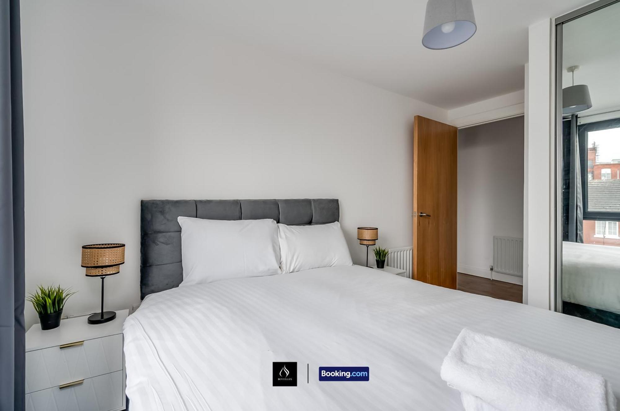Apartment 2 Bed Modern Cozy By Boyeilles Short Lets & Serviced With Free Wifi Belfast
